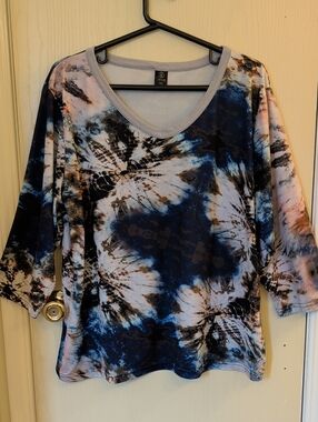 Jenize Tie Dye Top Blue Multi V Neck 3/4 Sleeve Women’s Plus Size 1XL